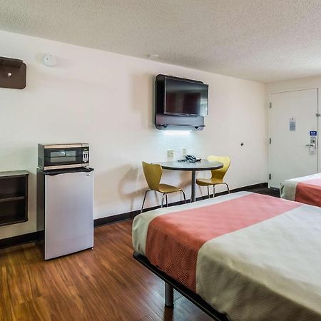 Motel 6-Troutville, Va ภายนอก รูปภาพ