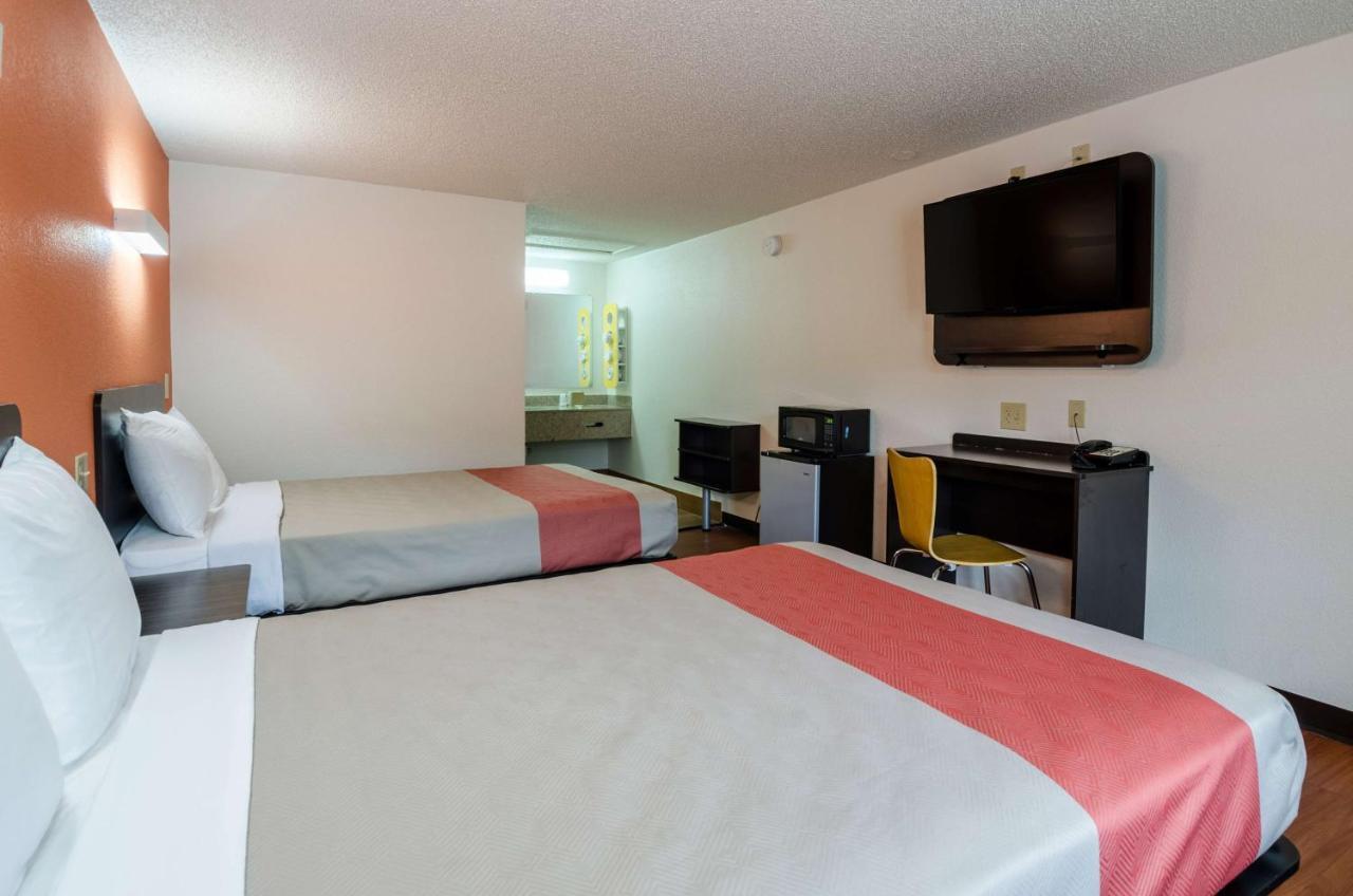 Motel 6-Troutville, Va ภายนอก รูปภาพ