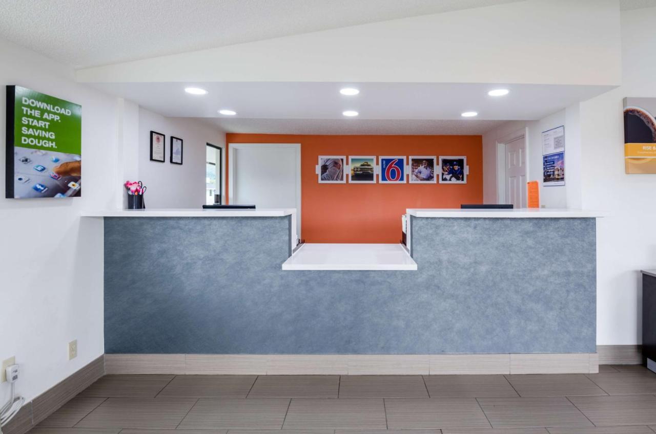 Motel 6-Troutville, Va ภายนอก รูปภาพ
