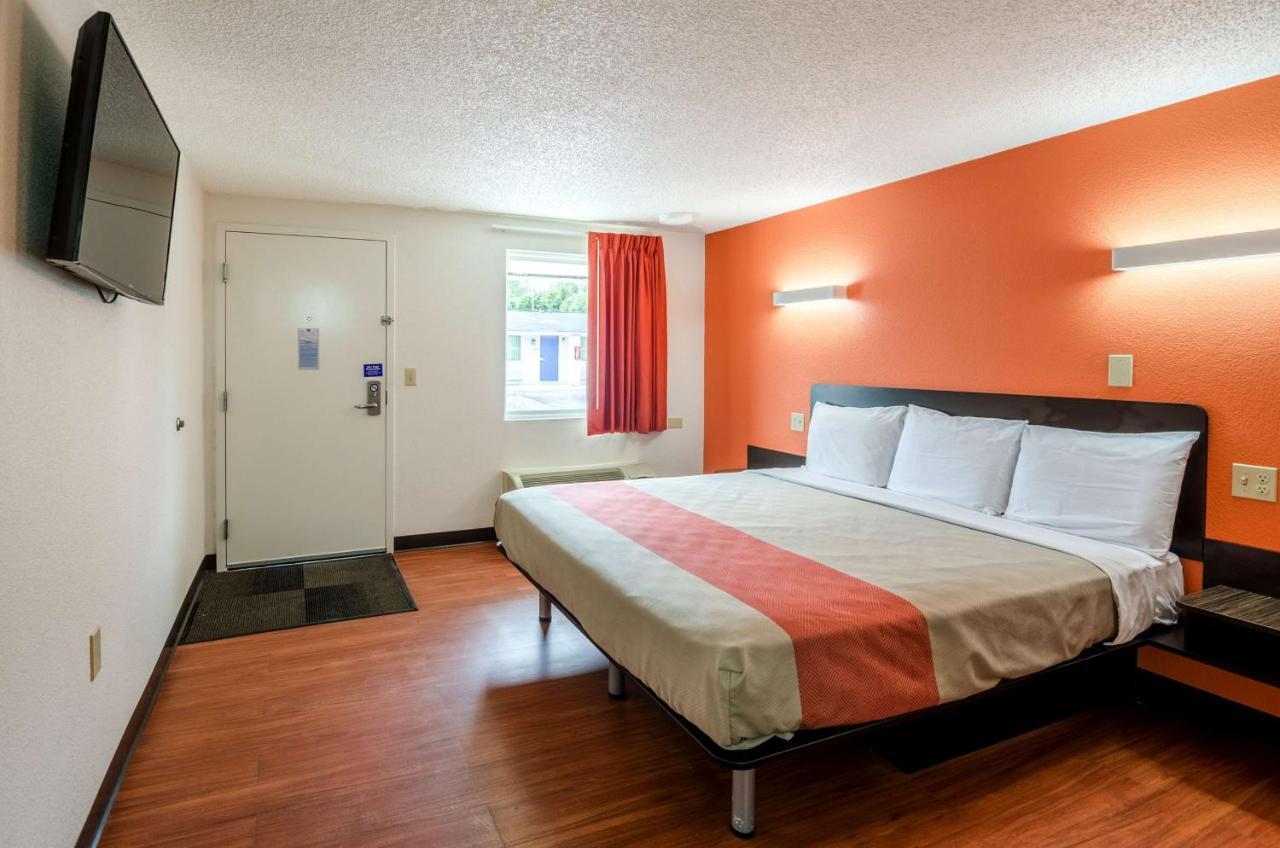 Motel 6-Troutville, Va ภายนอก รูปภาพ