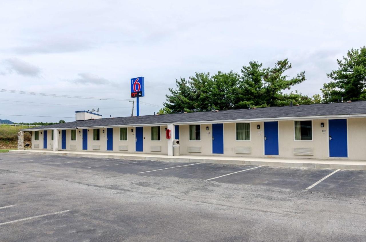 Motel 6-Troutville, Va ภายนอก รูปภาพ